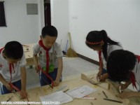 实验小学“快乐星期四”综合实践活动获好评