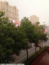 好大风，好大雨！