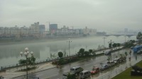 雨雾滨江路