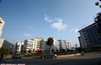 云彩点缀下的山城环岛路，，，，，，！！