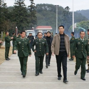 将乐县领导走访慰问驻军官兵