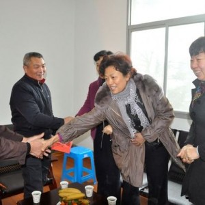 三明副市长张丽娟到雪峰山广播电视转播台慰问